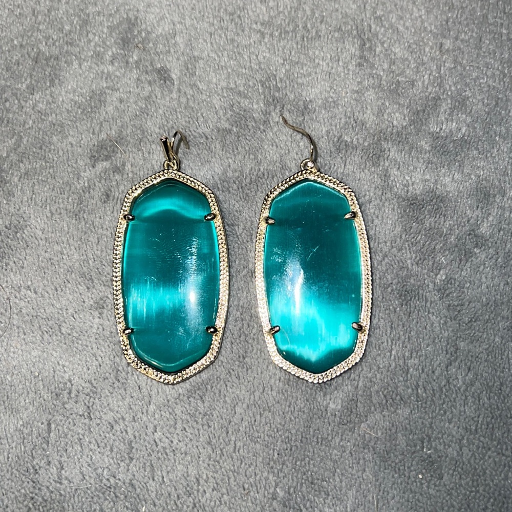 Kendra Scott Danielle Earrings